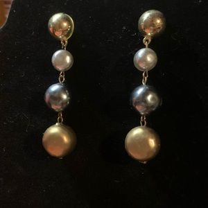 Pearlescent Earrings🟣 (pierced/post back)